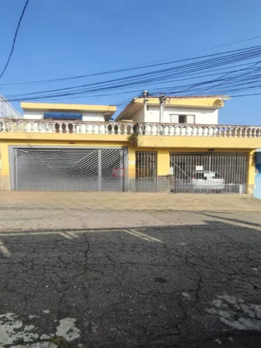 Terreno no Bairro Vila Palmares em Santo André