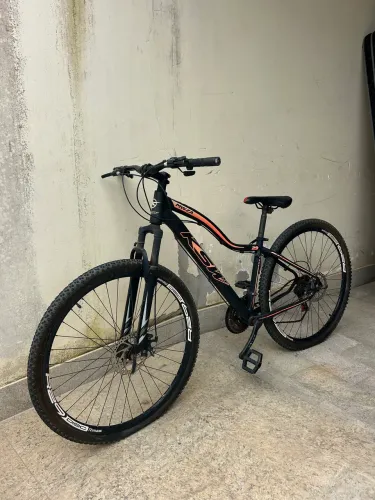 Vendo bike, ksw 600 reais