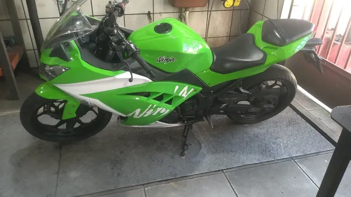 Kawazaki ninja 300 2015 oportunidade!