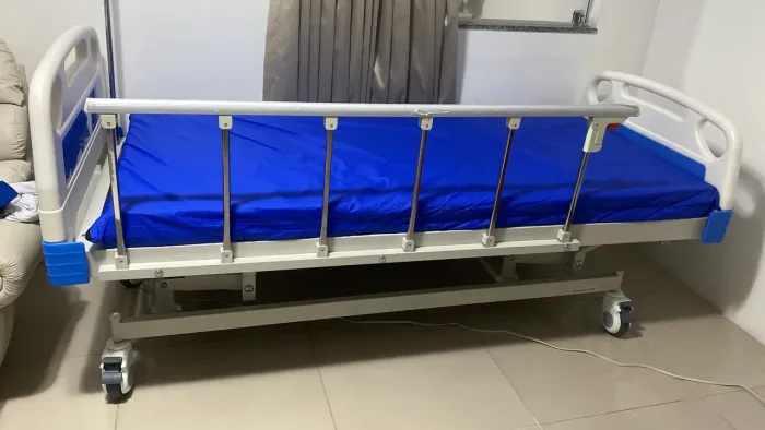Vendo maca hospitalar