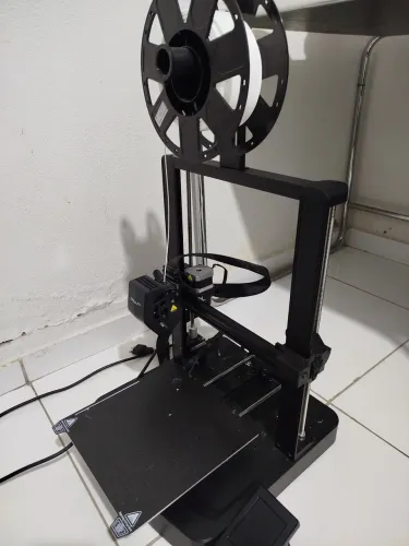 IMPRESSORA 3 D CREALITY EM ESTADO DE ZERO