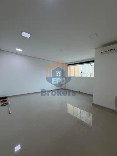 Sala Comercial em Vila Paris - Jundiaí, SP