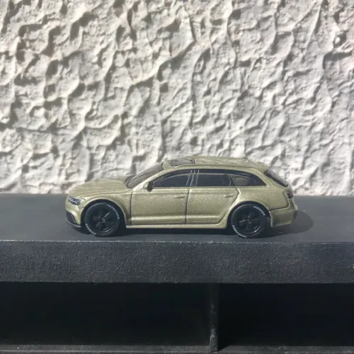 Hot Wheels Audi RS6 Avant
