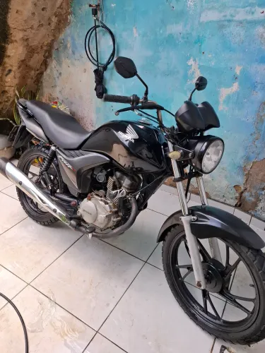 CG fan 150 muito nova!