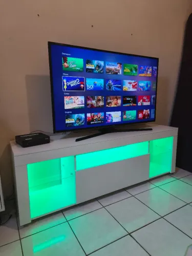 RACK SEMI NOVO PARA TV ATÉ 60" (PIRACICABA)