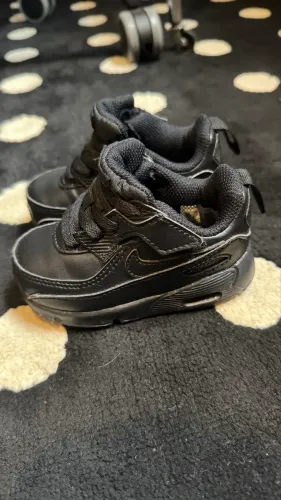 Kit tênis Nike e bibi 20