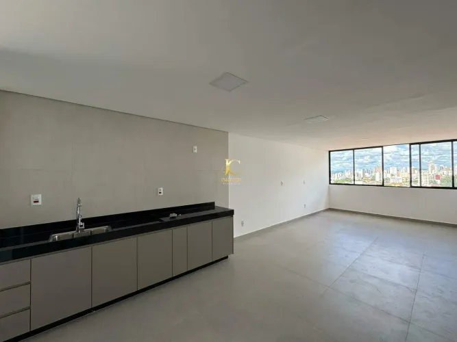 Área Privativa à Venda em Divinópolis, MG 3 Dormitórios (1 Suíte), 120 m², Frente