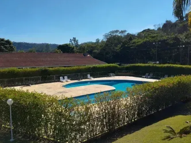 Terreno em Condomínio 2.200m2 - jambeiro - com início de Construção