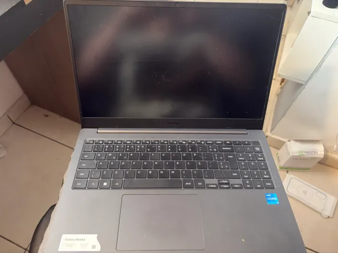Notebook Samsung Book 2 - ótimo desempenho | bateria para troca