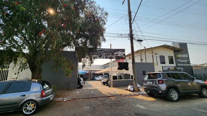 Área comercial Setor Aeroporto Casa de Rua com 2 Quarto(s) e 2 banheiro(s) à Venda, 514.80