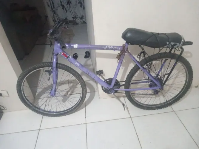 Bike montadinha 230 aceito trocar