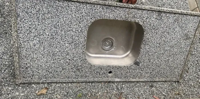 Bancada de mármore 120cm com cuba inox 40x34