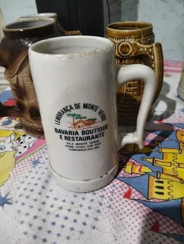 Caneca porcelana antiga