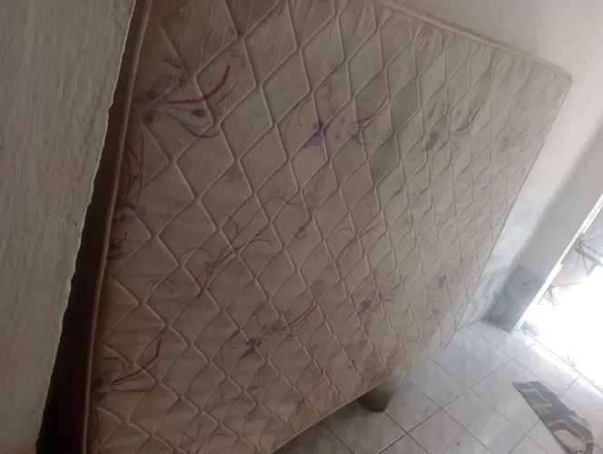 Colchão de casal espuma usado para desapegar 