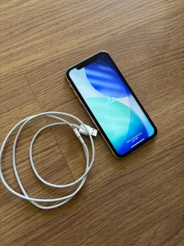 iPhone 11 - 64gb