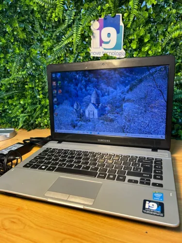 Notebook Samsung 370 NP70E4K  Processador: I3 - 5005U 128GB SSD 8GB  Tela 14? 60HZ