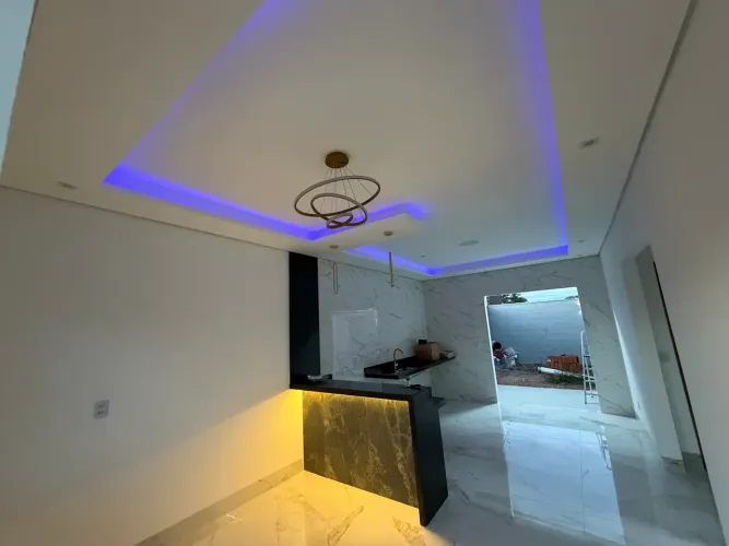Casa térrea nova com piscina