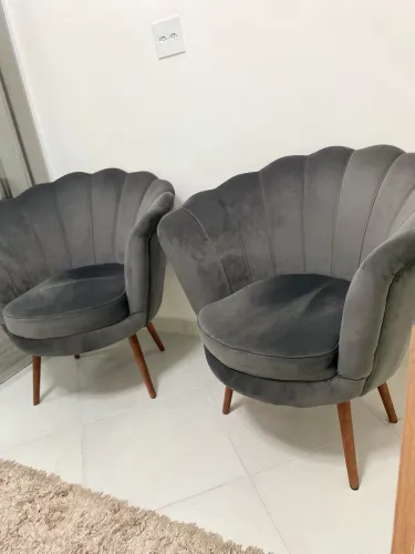 Poltronas semi novas em perfeito estado 