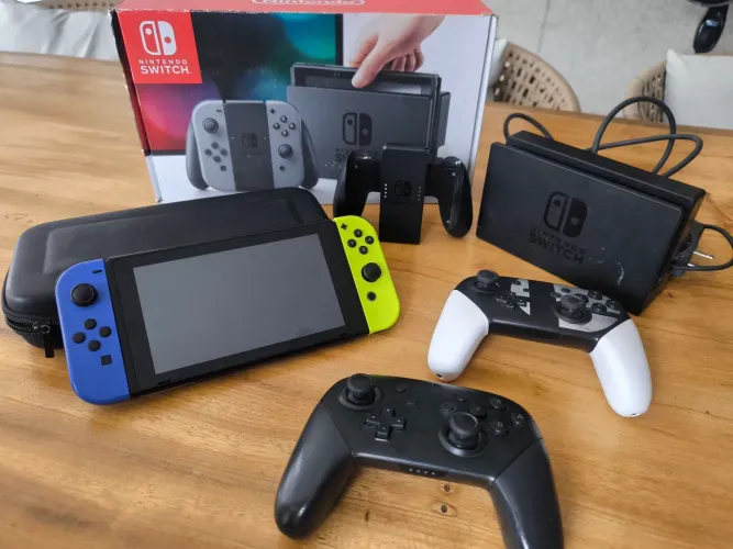 Nintendo switch V1 com par de controle