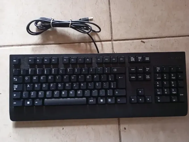 Teclado Lenovo Modelo KU-1619