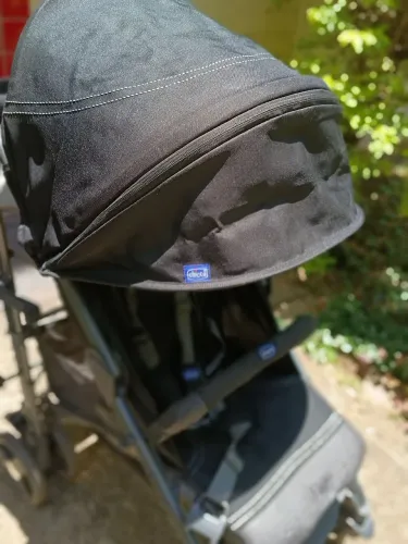 Excelente carrinho de bebê marca Chico