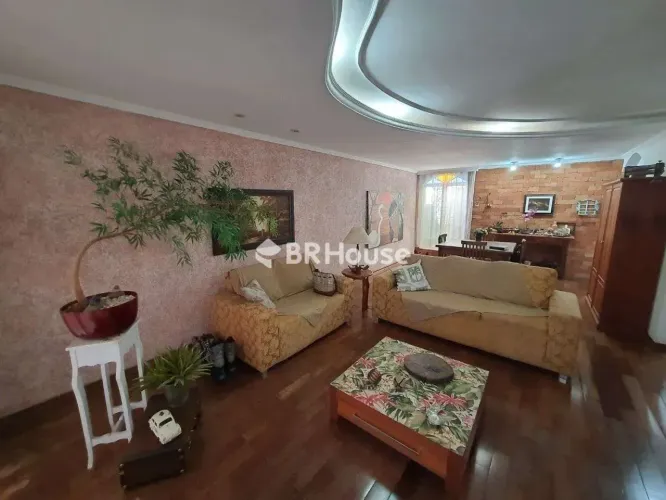 Coophafé | Casa 4 quartos, sendo 1 suite
