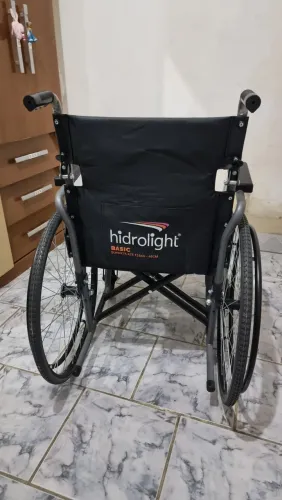 Cadeira de Rodas Hidrolight - até 125KG 46CM. Comprada em 07/01/2026. Usada apenas 3 vezes