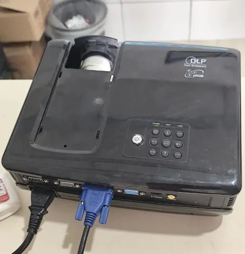 Projetor de vídeo 