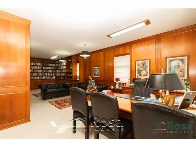 Ampla Sala Comercial à Venda no Bairro Popular!