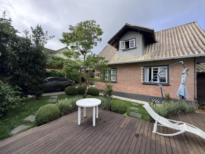 CASA A VENDA NO CENTRO DE SÃO BENTO DO SUL - EXCLUSIVIDADE EM CADA DETALHE