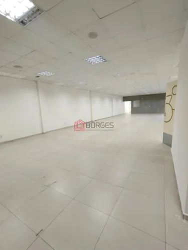 Excelente Ponto Comercial no Centro