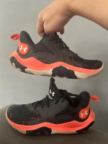Under Armour Spawn 3. 38
