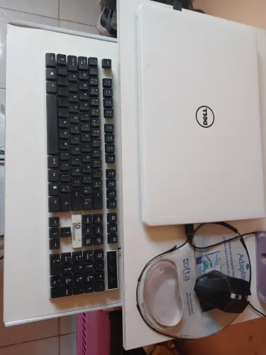 Vendo notebook dell de 8GB de Ram e HD de 1TB de memória