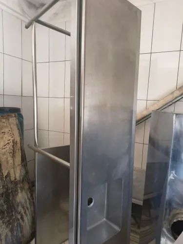 Pia balcão inox usada bom estado !