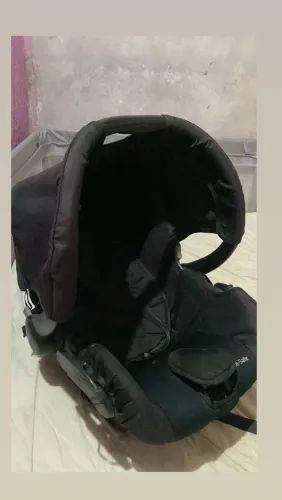 Vendo bebê conforto em excelente estado