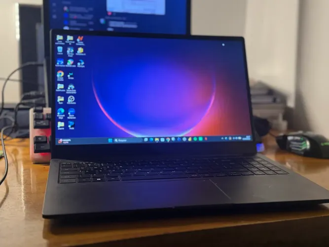 Notebook Samsung Book 2