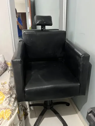 Vende-se cadeira para salão