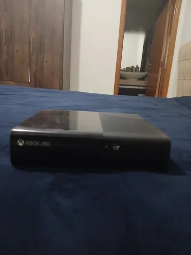 Xbox 360 E