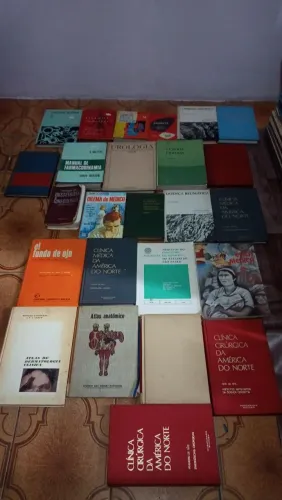 Livro de medicina diversos c/25 unidade