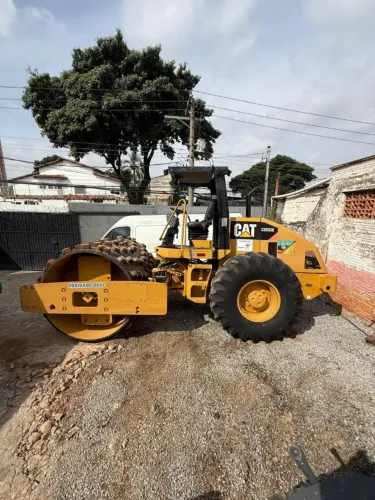Rolo Compactador Caterpillar 2009 CS533E