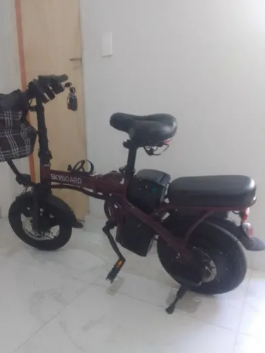 BICICLETA ELÉTRICA SKYBOARD
