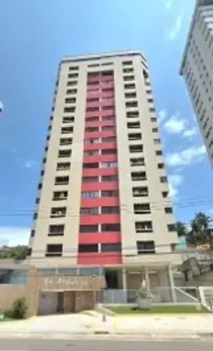 APARTAMENTO À VENDA - VISTA PARA O MAR