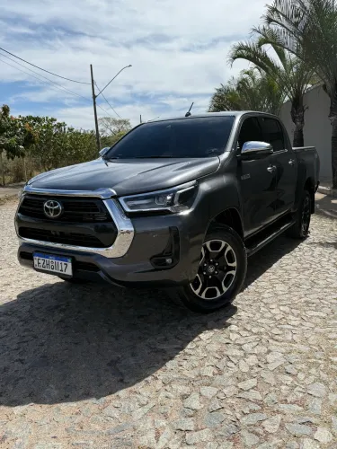 Toyota Hilux CD SRX 4X4 2.8 TDI 16V Diesel Aut. 2022