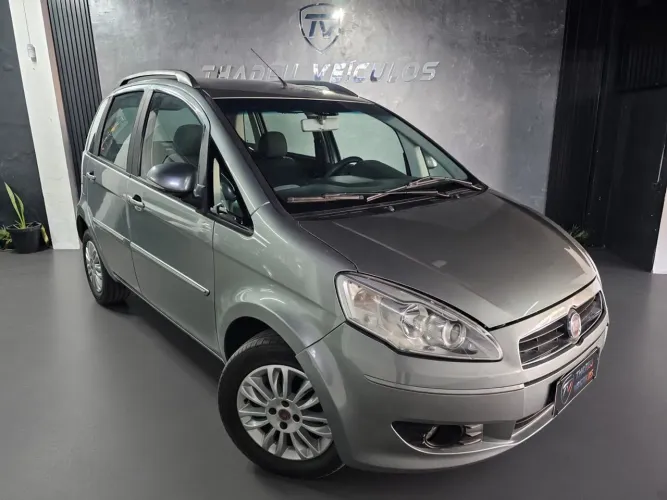 Fiat Idea Attractive 1.4 Fire Flex 8V 5P 2012