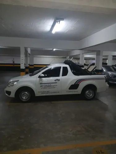 Fazemos frentes e carretos, também realizamos socorro de moto.