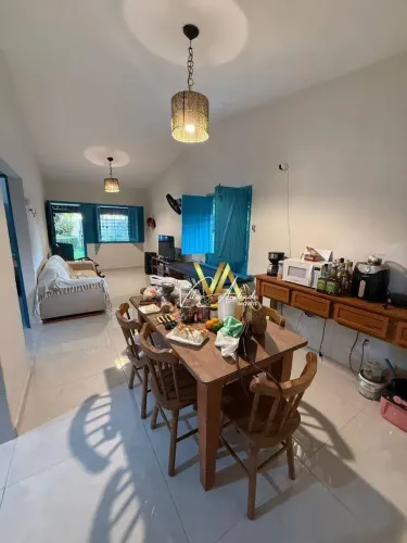 Casa Ampla com Piscina, 145m², 3 Quartos e 10 Vagas a 200m da Praia em Itamaracá