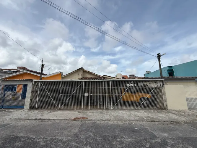 Casa para aluguel na Tamarineira 