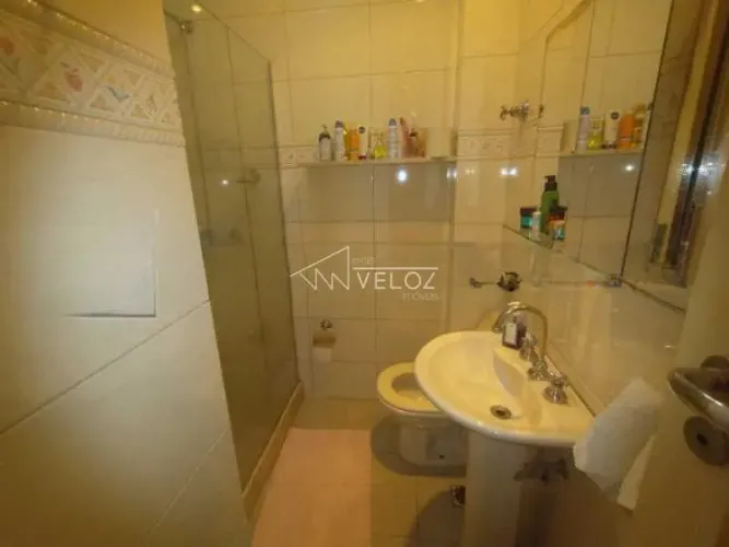 Apartamento - / Residencial / Flamengo