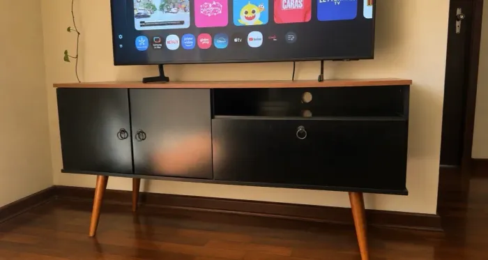 Rack retrô para TV