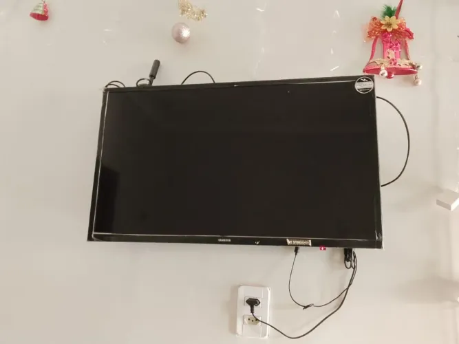 VENDO MOVEIS SEMI NOVO